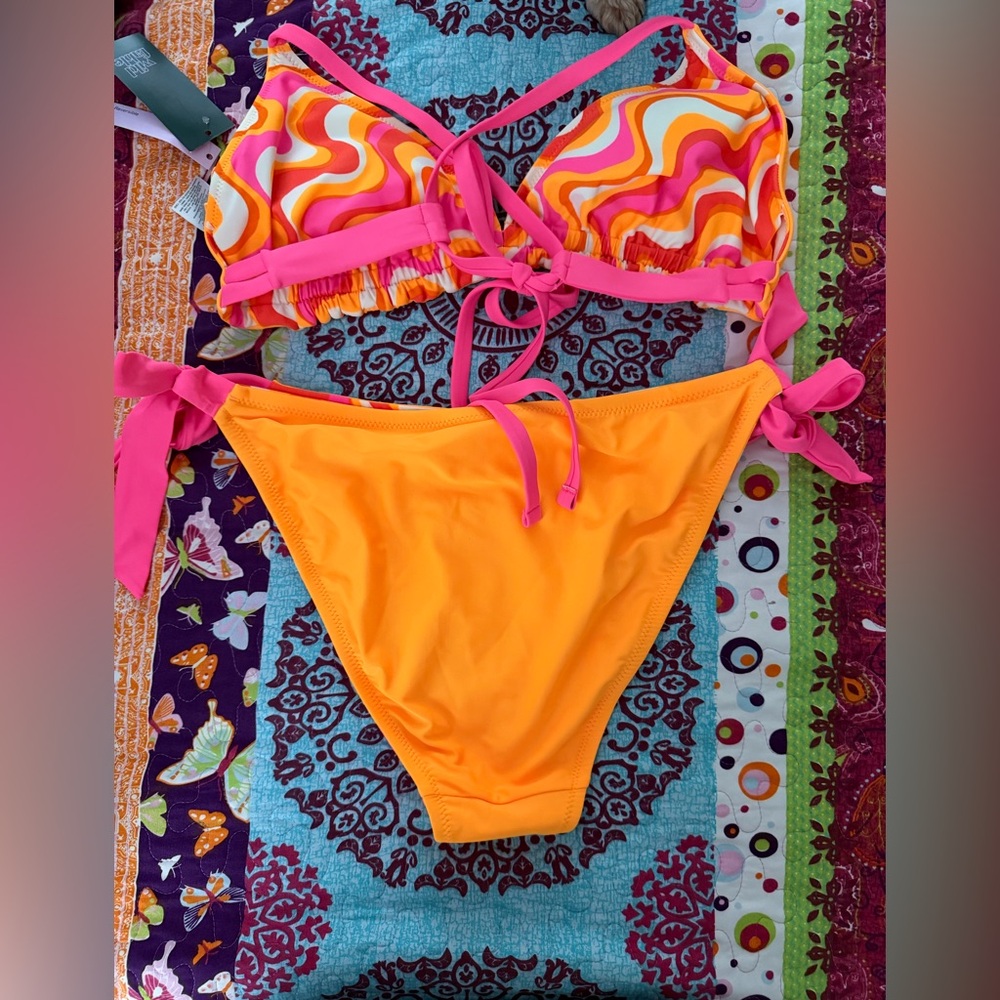 Wild Fable Orange and Pink Reversible Bikini - Picture 5 of 6